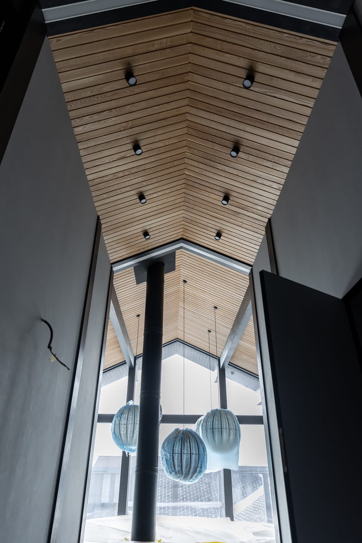 TAMO ash tongue-and-groove lining boards